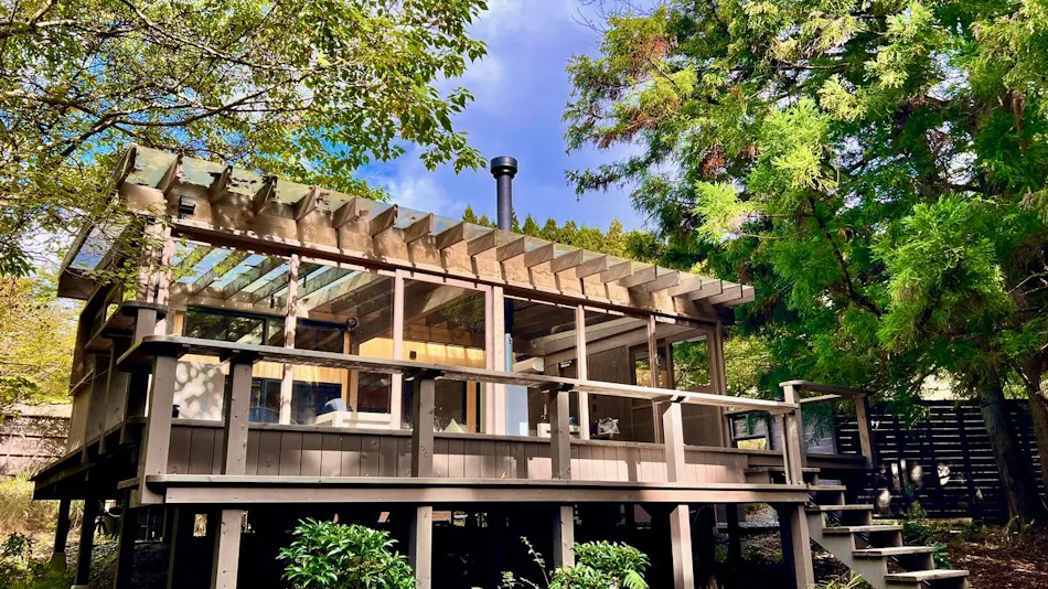 Tiny Base The MOUNTAiN