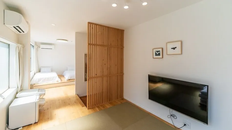 Flower Base Lily House