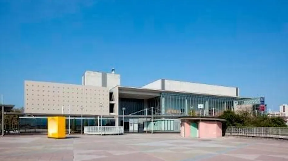 International Communication Center for Persons with Disabilities (Big-i)