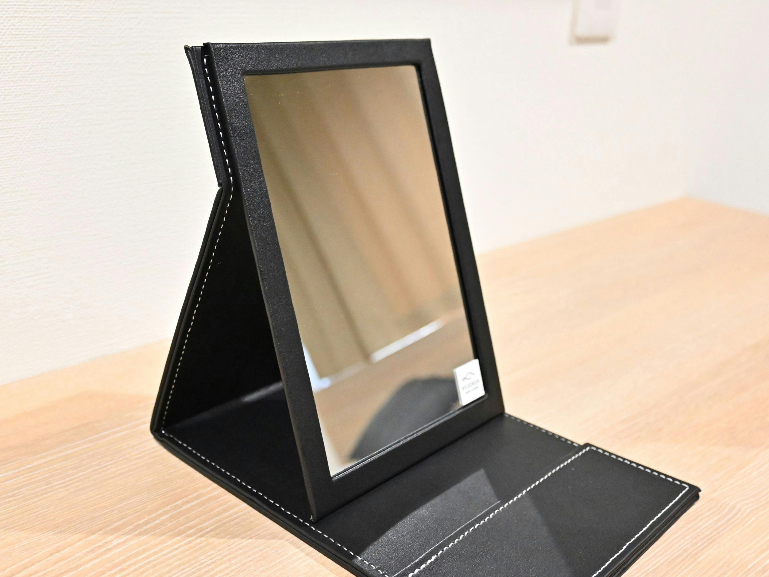 화장 거울｜객실