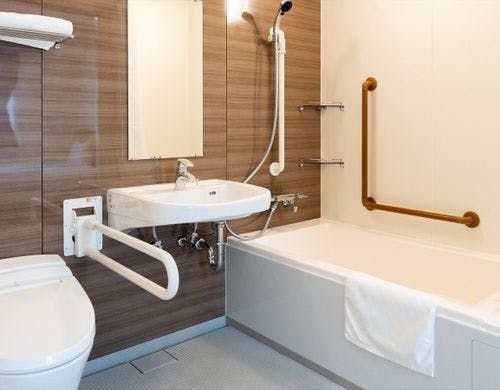 ユニットバス＜バリアフリールーム＞