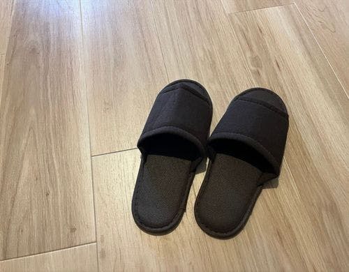 客室スリッパ