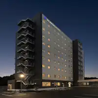 ภายนอก <กลางคืน>