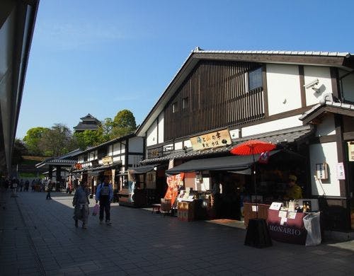 【桜の馬場 城彩苑】