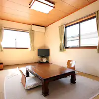 Japanese-style room (6 tatami mats)
