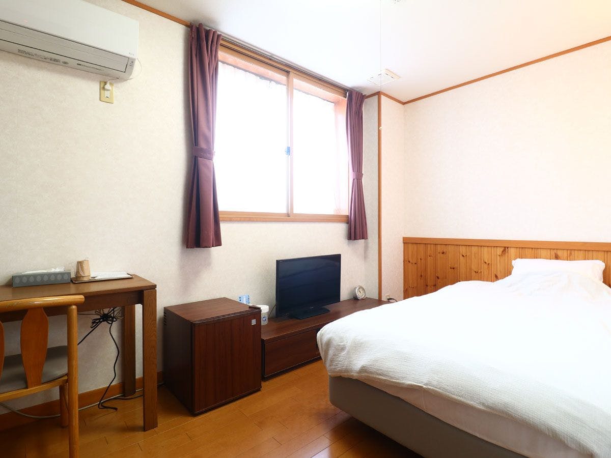 ห้องพัก■ห้องเดี่ยว (ห้องหมายเลข 3)