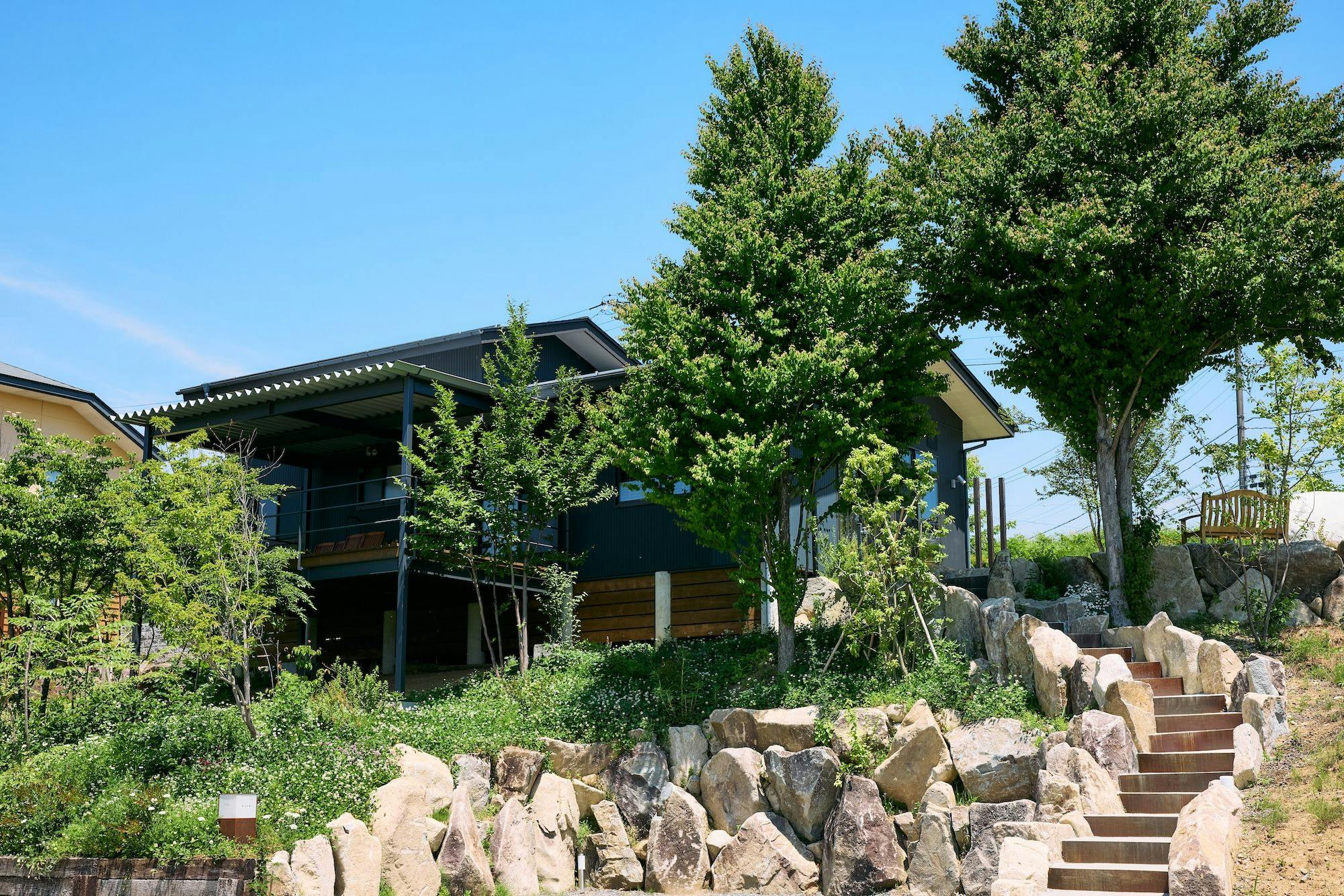 ภายนอกอาคาร