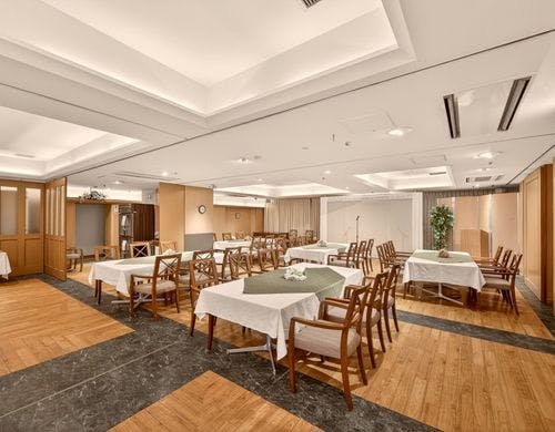 「Hitachi Dining」