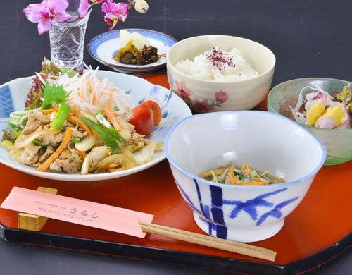 【料理（ビジネス定食）】