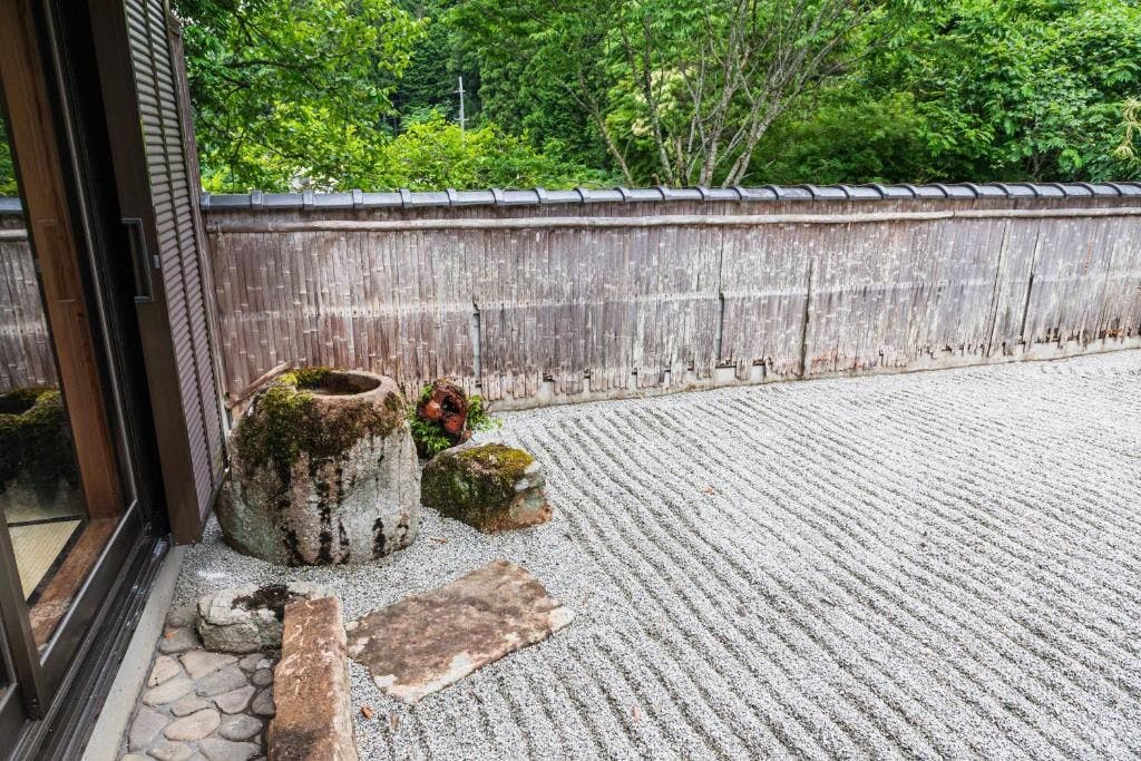 Takeda Base Inn