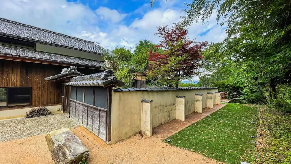 Takeda Base Inn