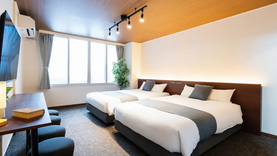 Urban Stay LC12 Bankan