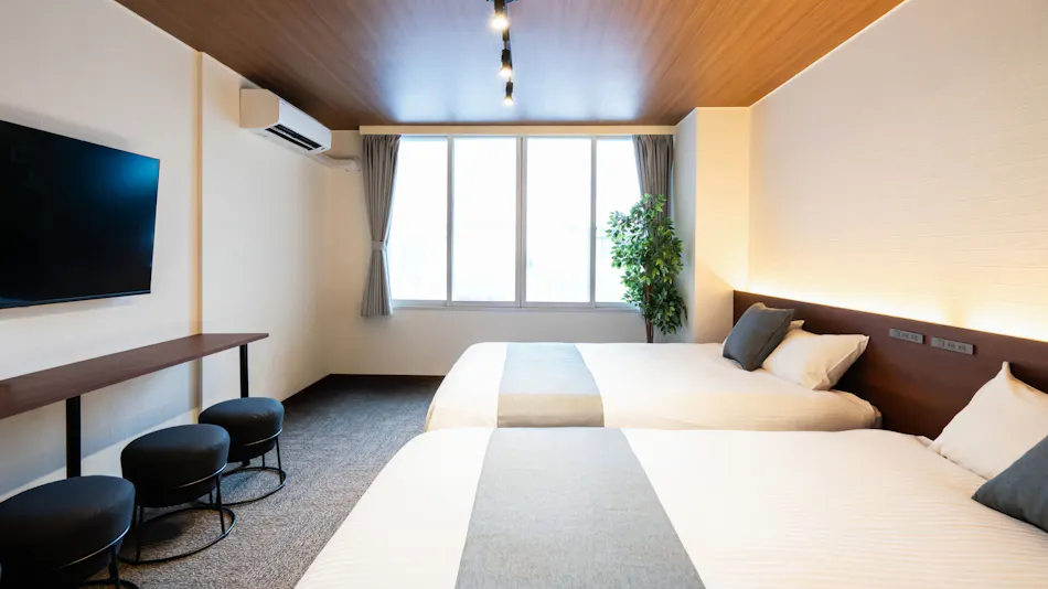 Urban Stay LC12 Bankan