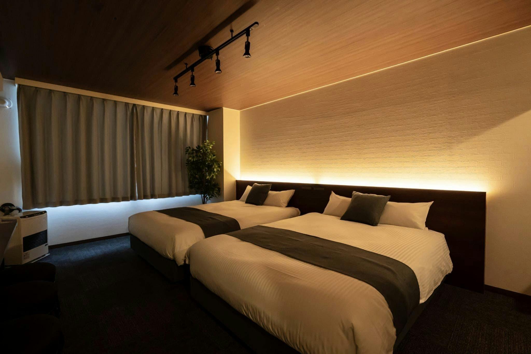 Urban Stay LC12 Bankan