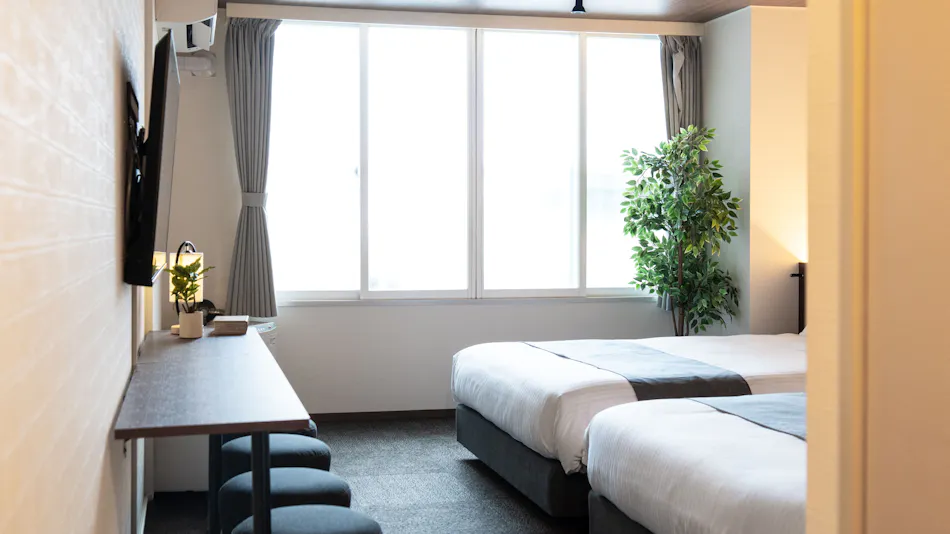 Urban Stay LC12 Bankan