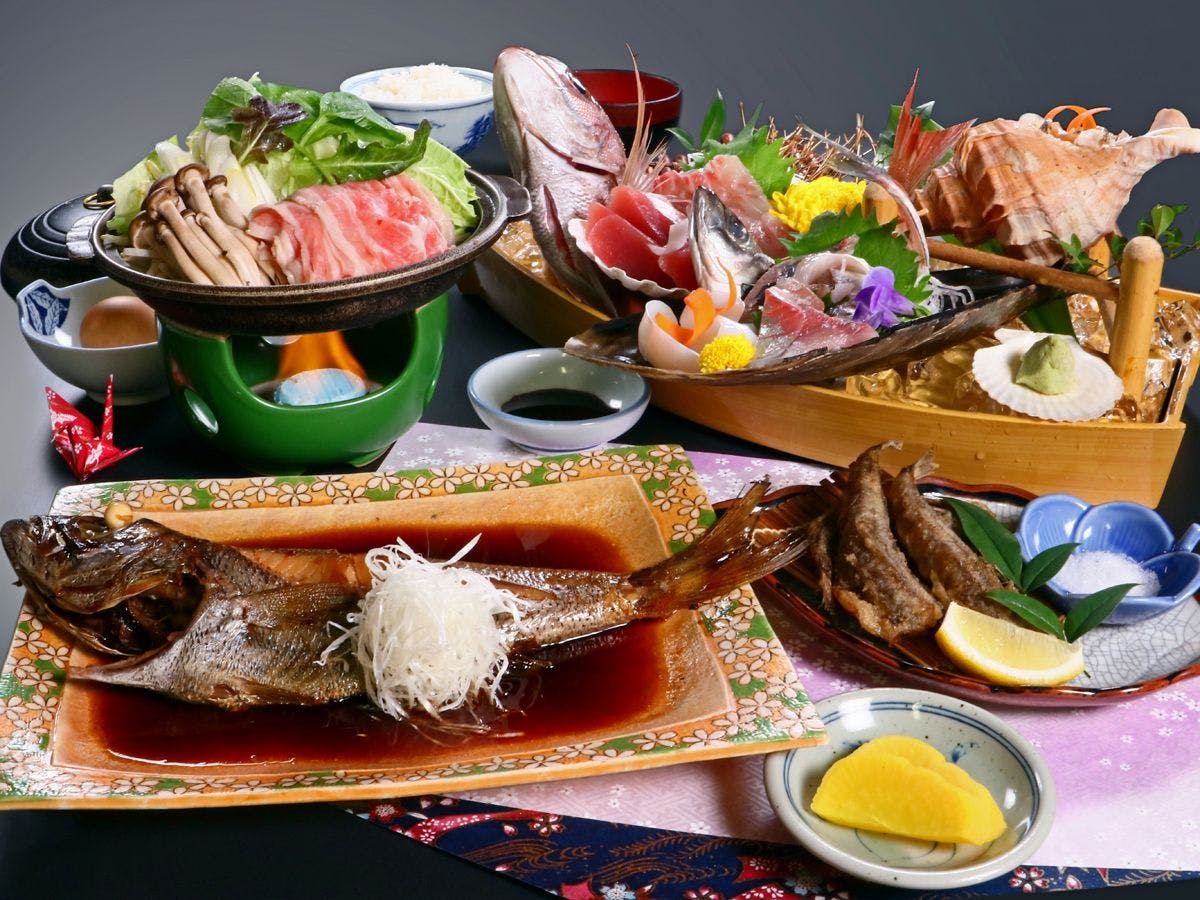 Makan ◆ Silakan makan sampai kenyang.