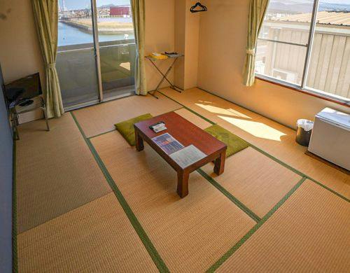 広々と開放感のあるお部屋