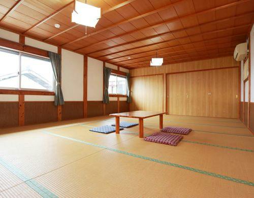 広々した空間でゆったりお過ごしください。