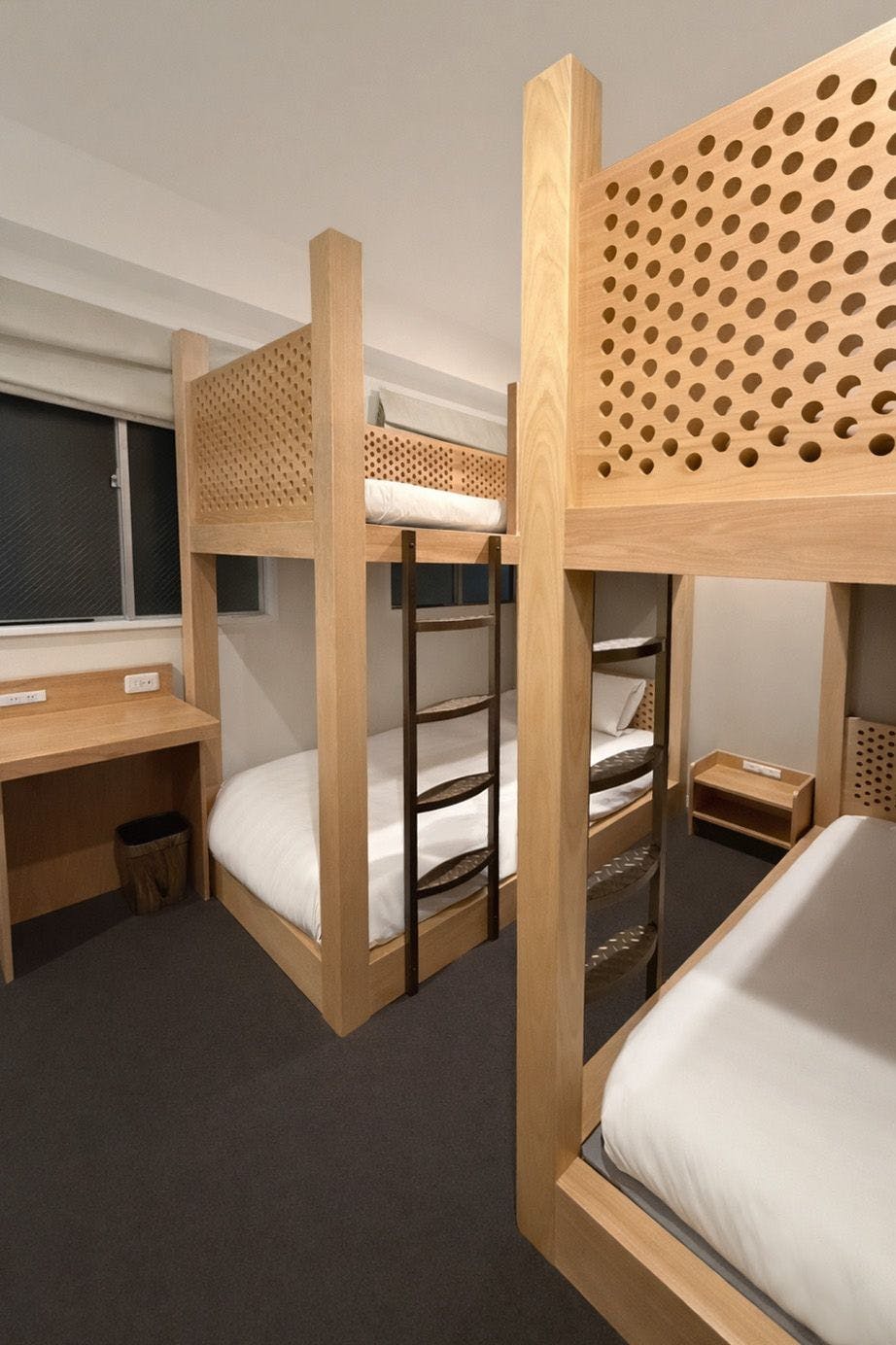 CHECK inn Osaka Shinsekai