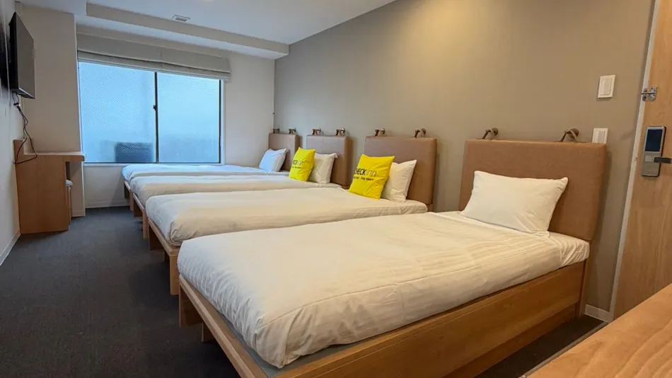 CHECK inn Osaka Shinsekai