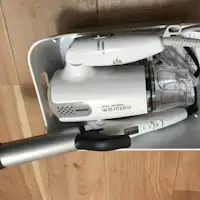 2 máy sấy tóc, 1 máy duỗi tóc