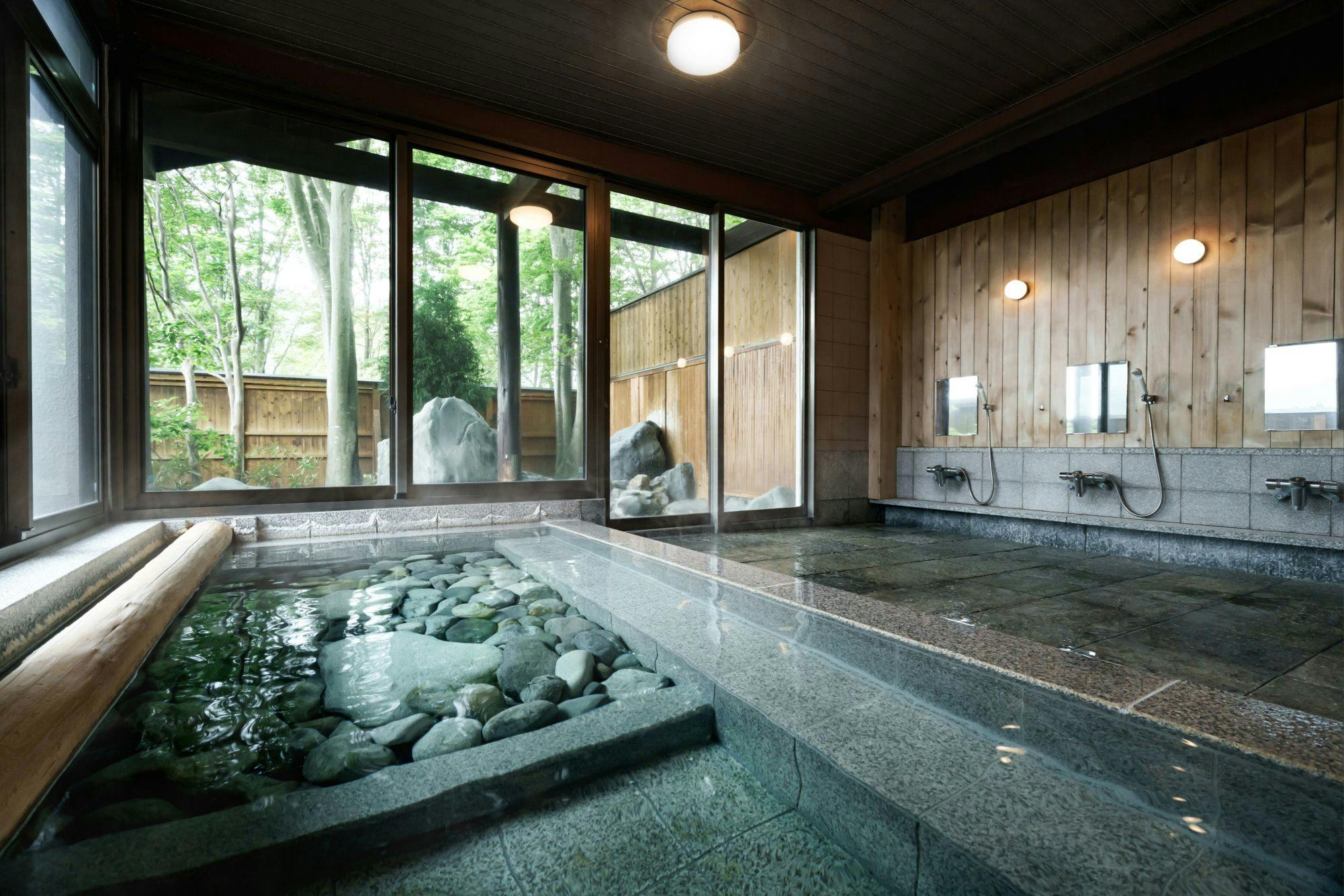 Large Public Bath (Women)