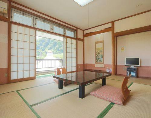 ー客室ー　ペットと泊まれるテラス付10畳*