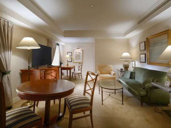 スイート ダブル(62平米)リビングルーム