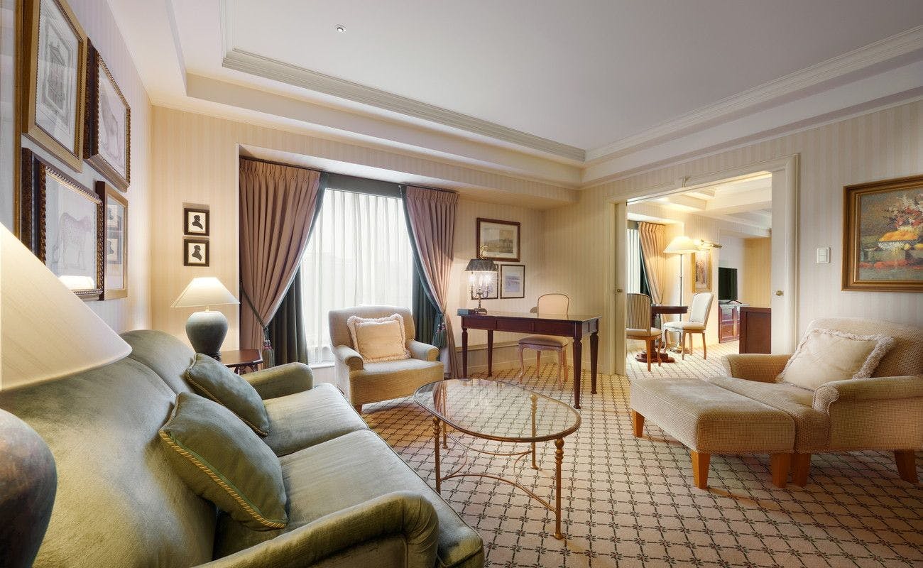 スイート ツイン（62平米） リビングルーム