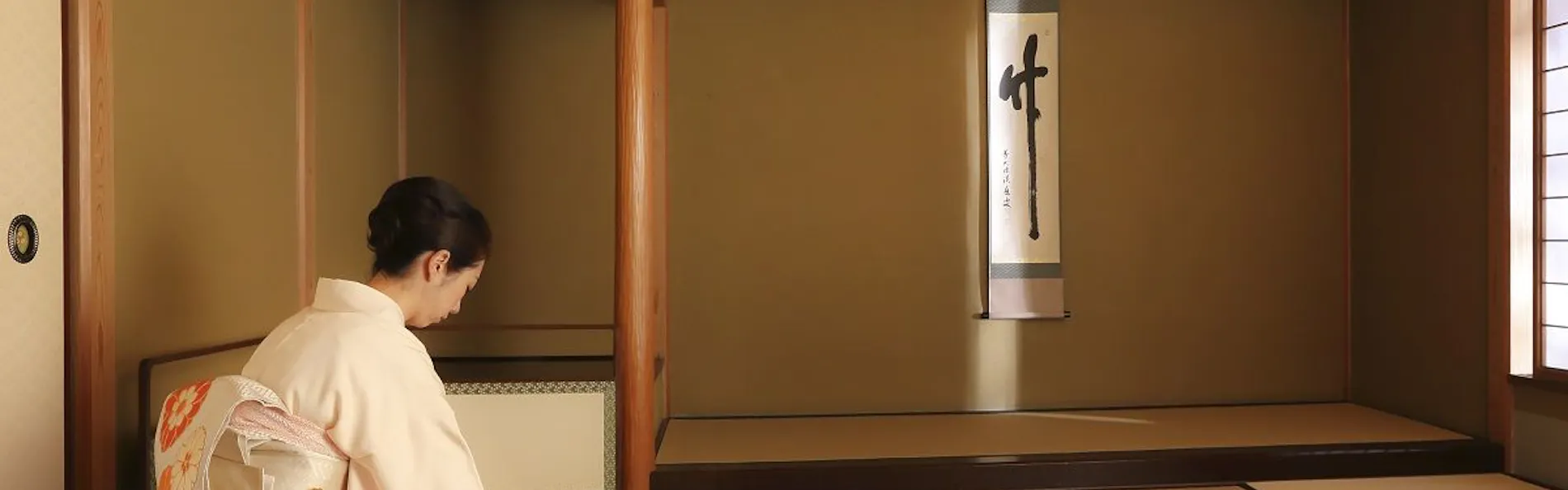 ロイヤルパークホテル