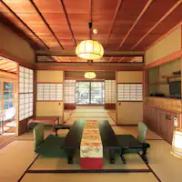 客室「山荘」