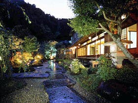数寄屋造り・離れ家の湯宿 古奈別荘