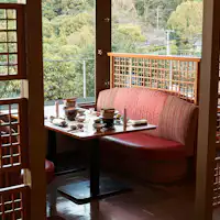 初音プレミアムお食事場所:レストラン