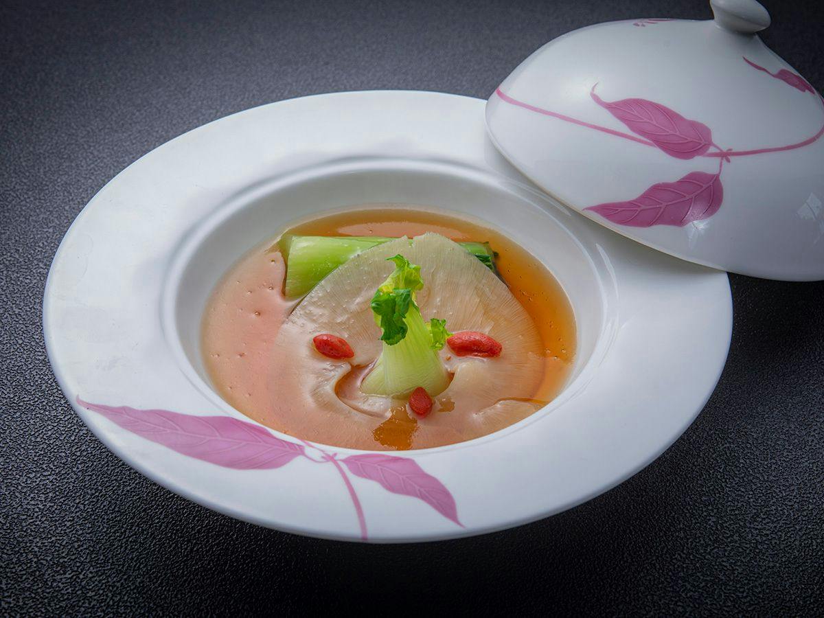 松島旬の贅－極－【鮑ステーキ×気仙沼産フカヒレ姿煮】三陸の二大美味を味わう極上の美食旅