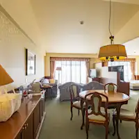 จูเนียร์สวีท