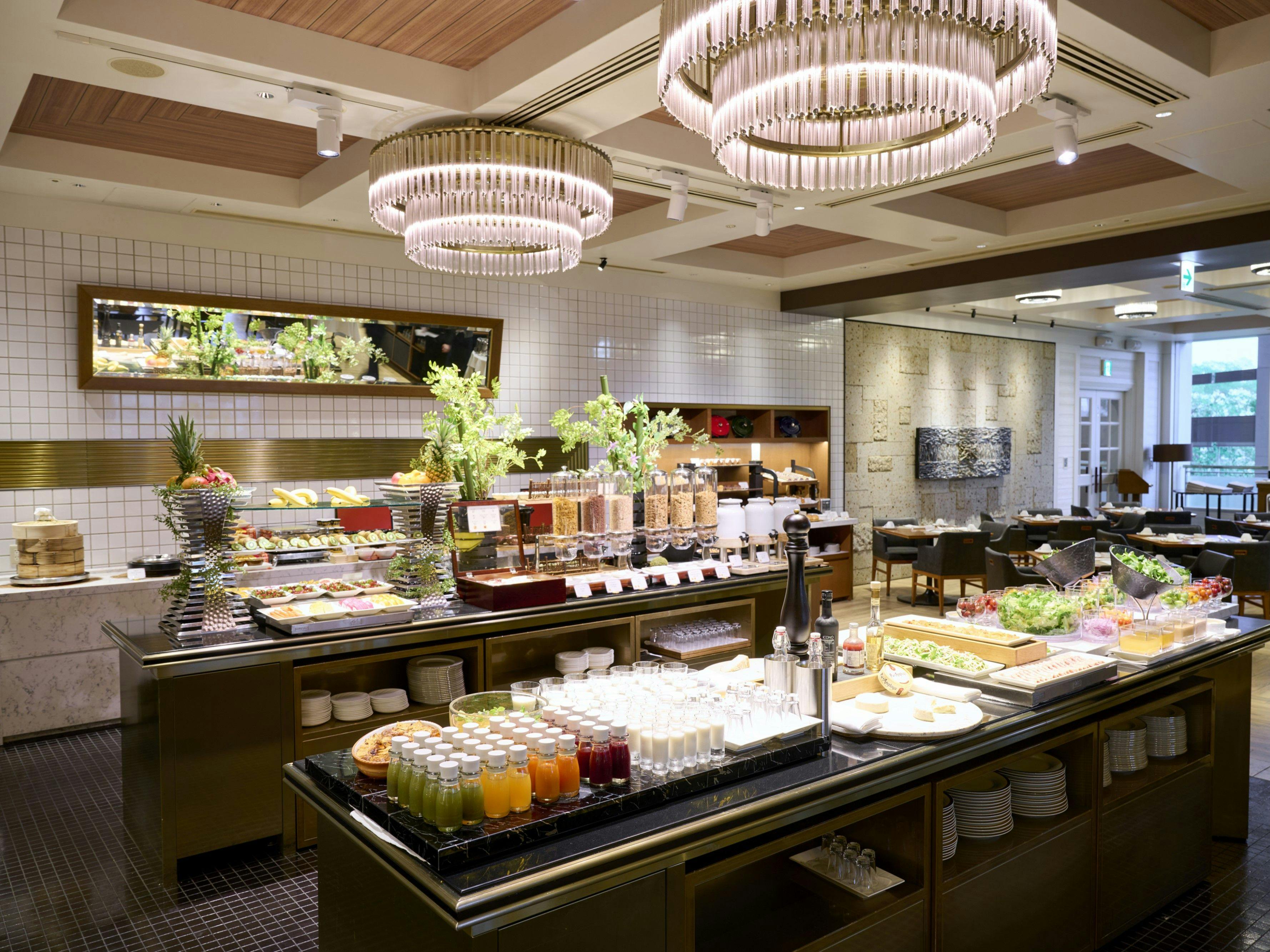 【夏限定！直営レストラン・バーラウンジ 20％ご優待券付】スーペリア40平米アップグレード【朝食付】