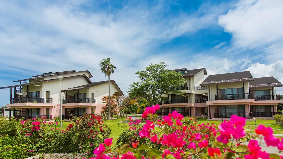 Okuma Private Beach & Resort