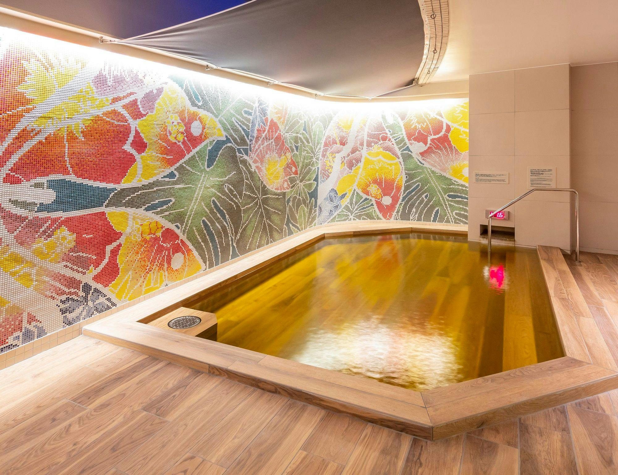 早期割60プラン【15％OFF】プール＆天然温泉でエンジョイ＜素泊り＞