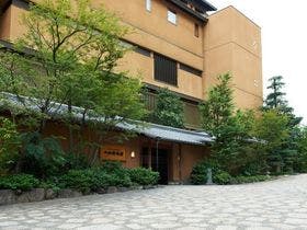 能舞台のある宿　風姿花伝　大和屋本店