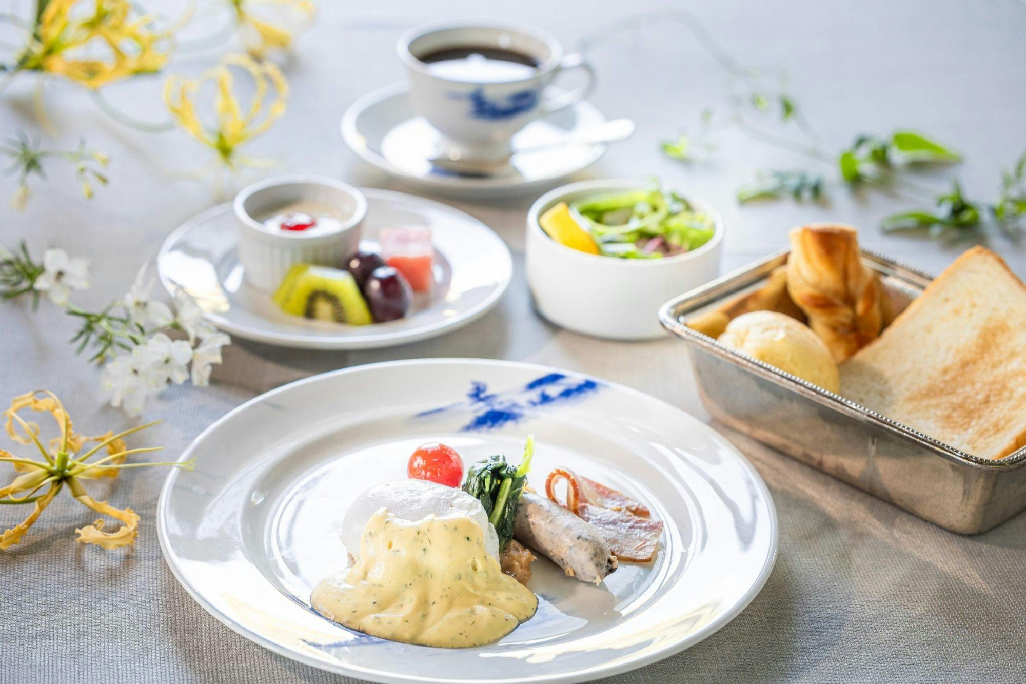 10月限定メニュー メインダイニング 秋薫るフレンチ美食プラン 食前酒付き 1泊2食付