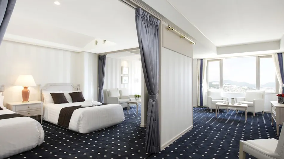 Luke Plaza Hotel