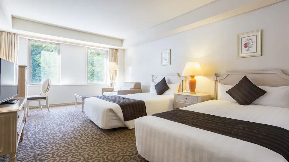Luke Plaza Hotel