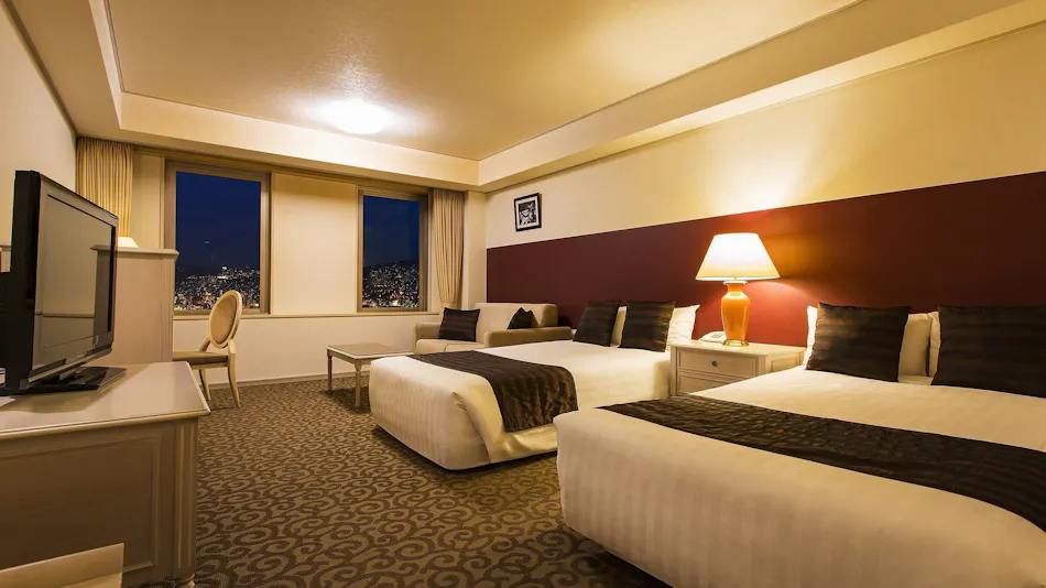 Luke Plaza Hotel