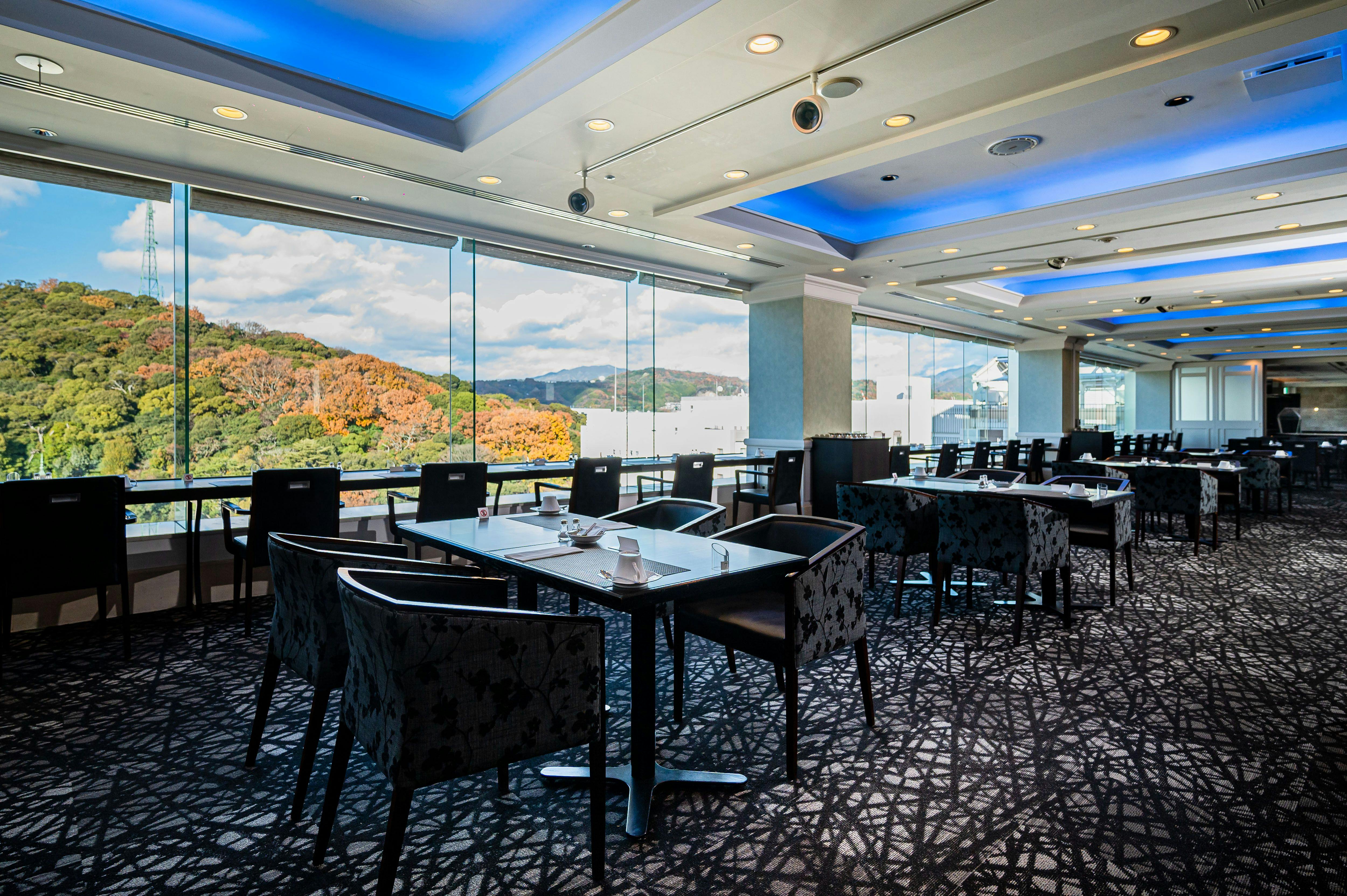 อาคารหลัก ชั้น 14 สกายเลานจ์