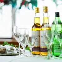 【宿泊者専用ラウンジ】