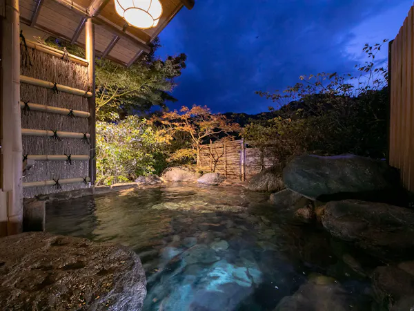 【翌日12時までご滞在可能】<お部屋食>相模湾で獲れた海の幸や温泉、客室を心ゆくまで|1泊2食