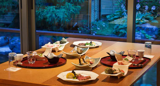 【夕食19:00】秋の特選会席