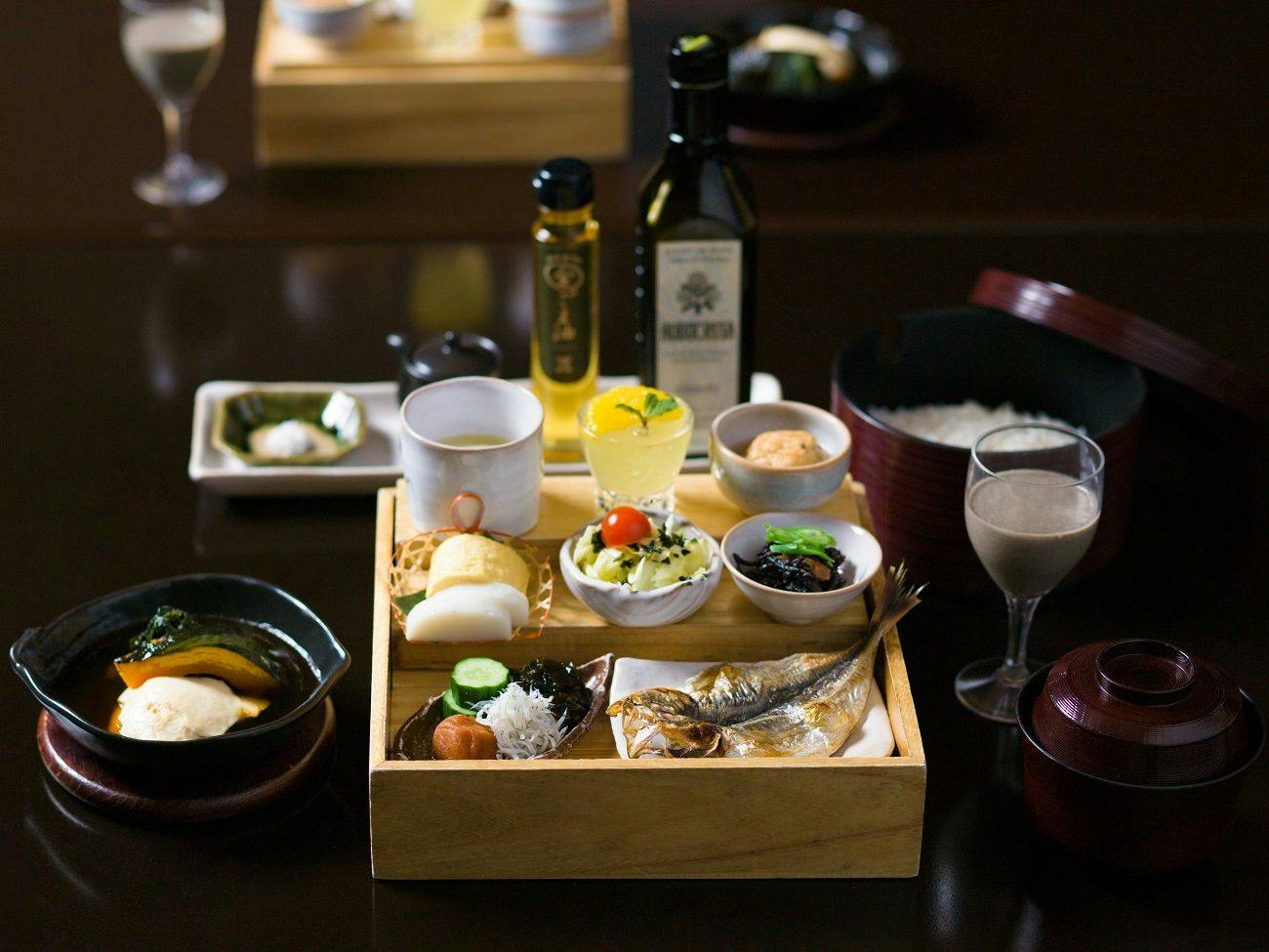 【お気軽ステイ】＜朝食付き＞「料理長こだわり萩の朝食」で優雅な時間をお楽しみ下さい。