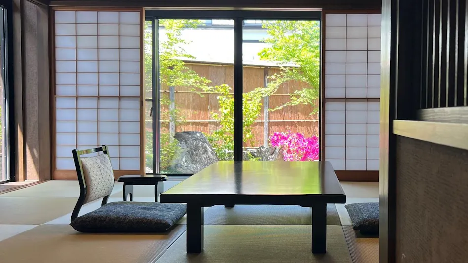 Hagi no Yado Tomoe