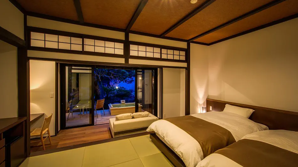 Shirakabe: A Traditional and Modern Fusion in a Satoyama Farmhouse